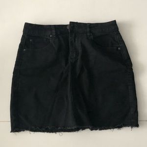 Garage skirt. US S. Black